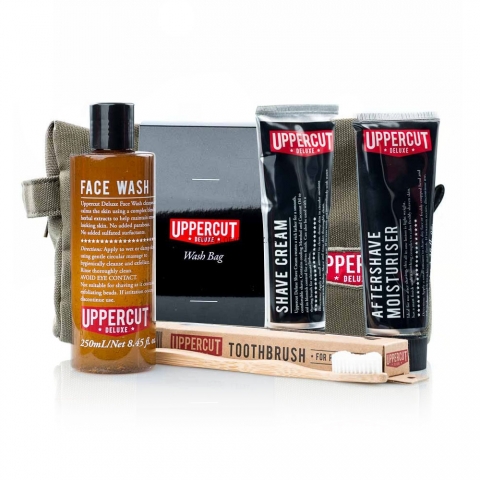 Uppercut Deluxe - Washbag Kit